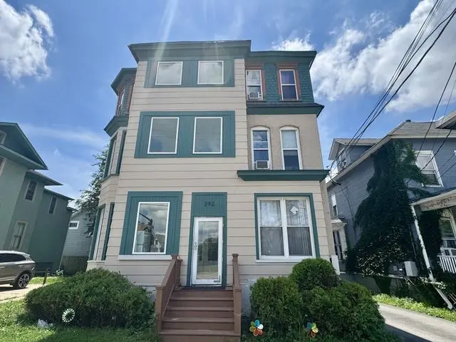 292 Villa Street