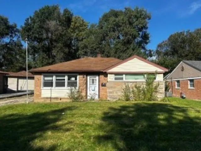 332 Neola Street