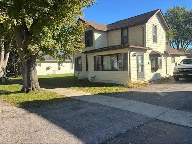9620 Illinois Street