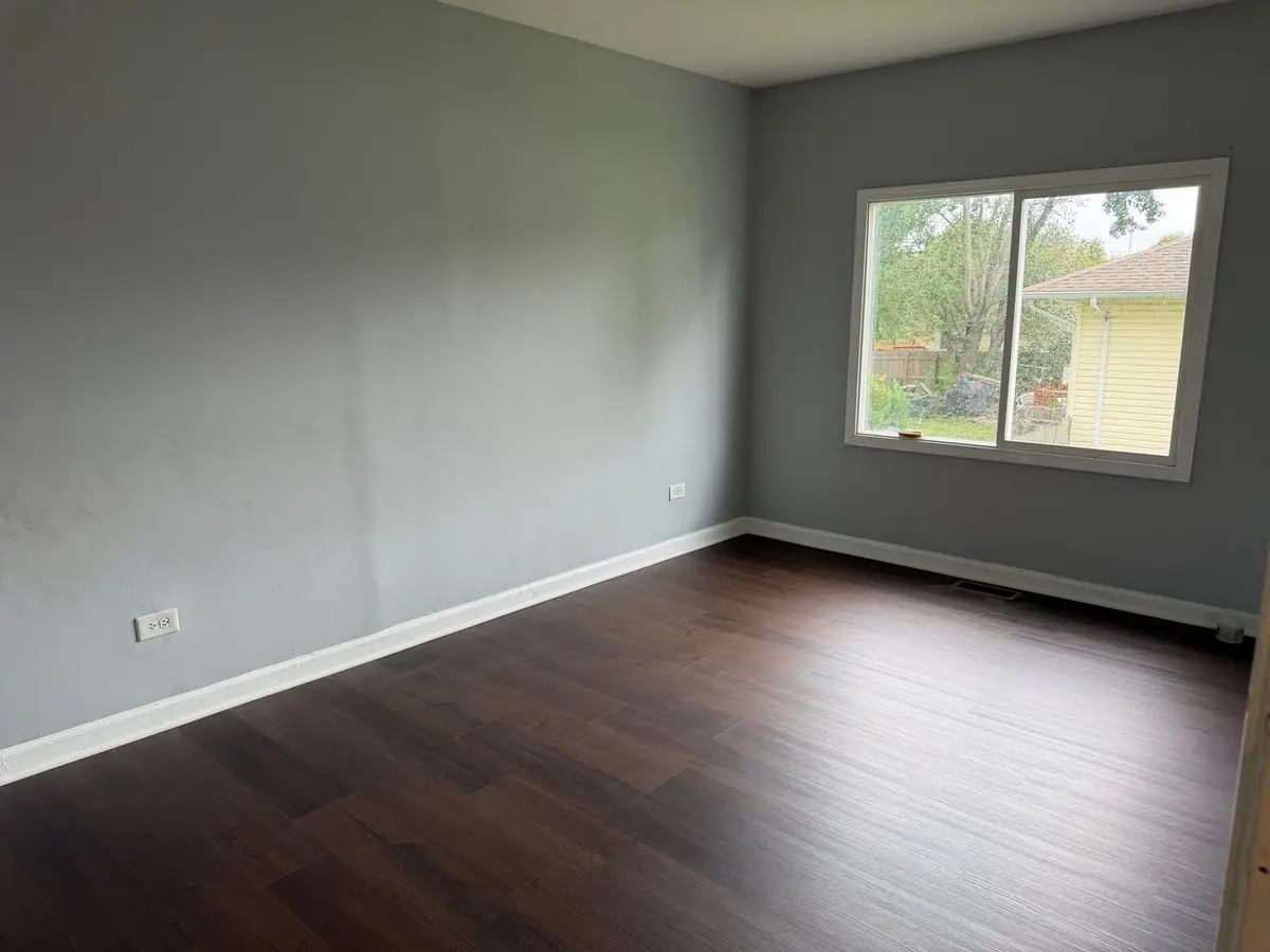 3401 Seine Court