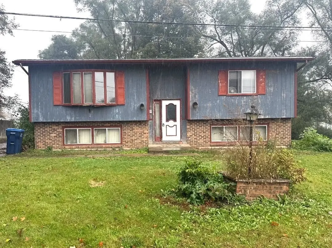 2418 Alton Road