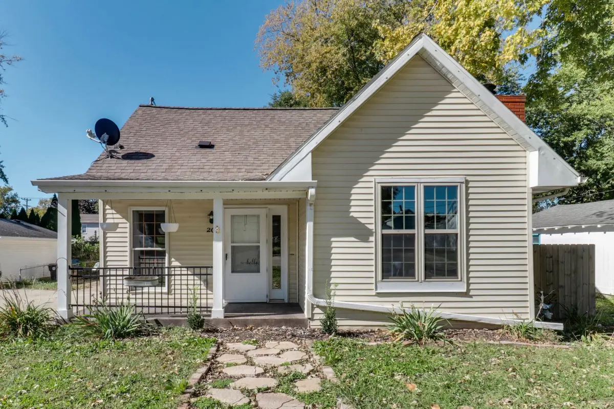 204 N Buchanan Street