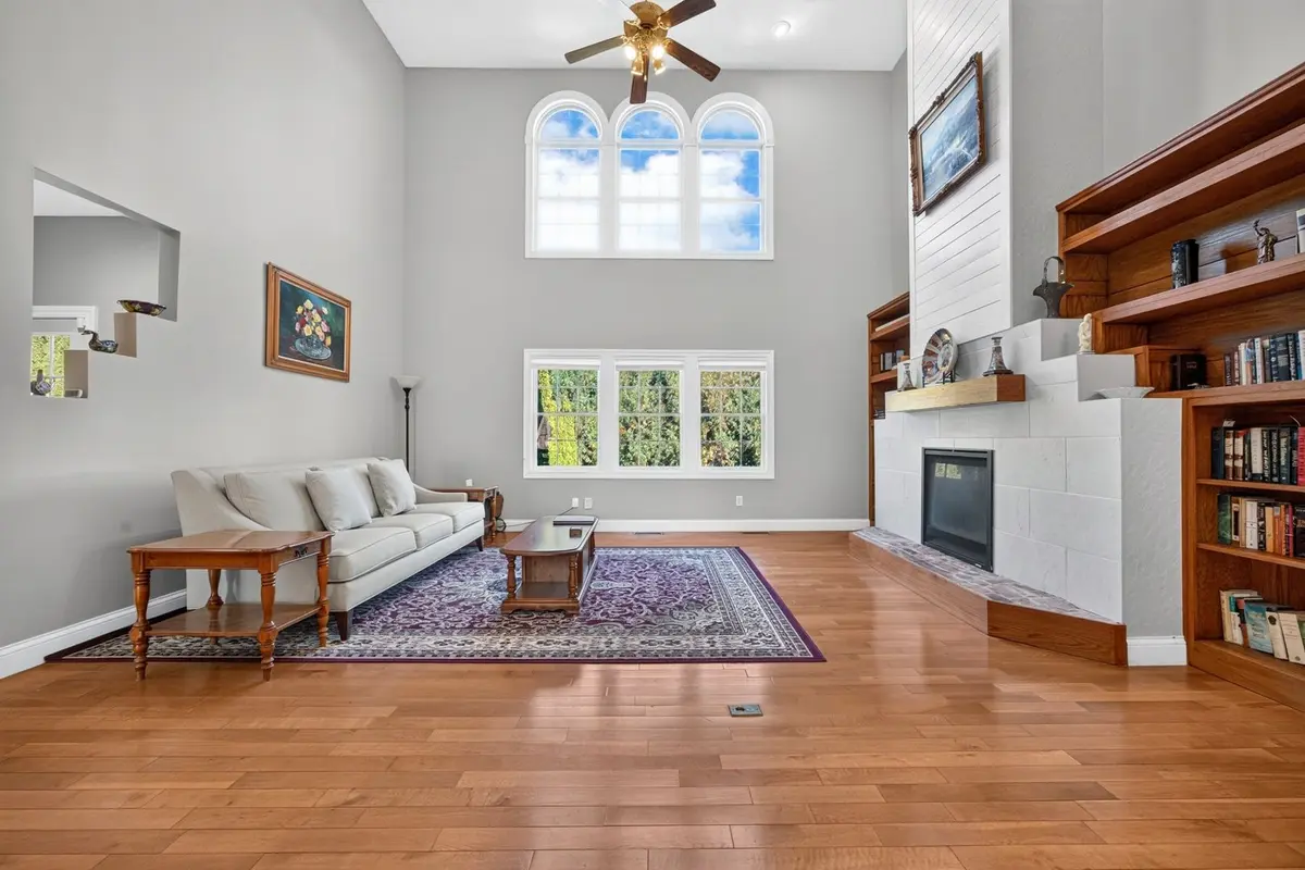 1 Stonebrook Court