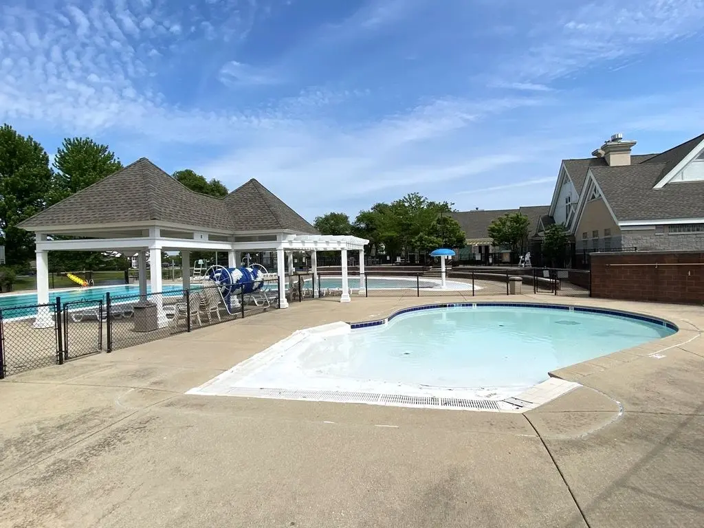 720 KENDRIDGE Court