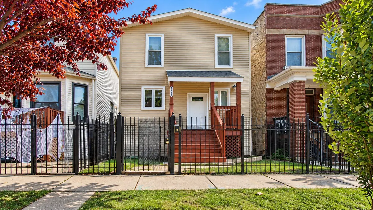 1411 N Keeler Avenue