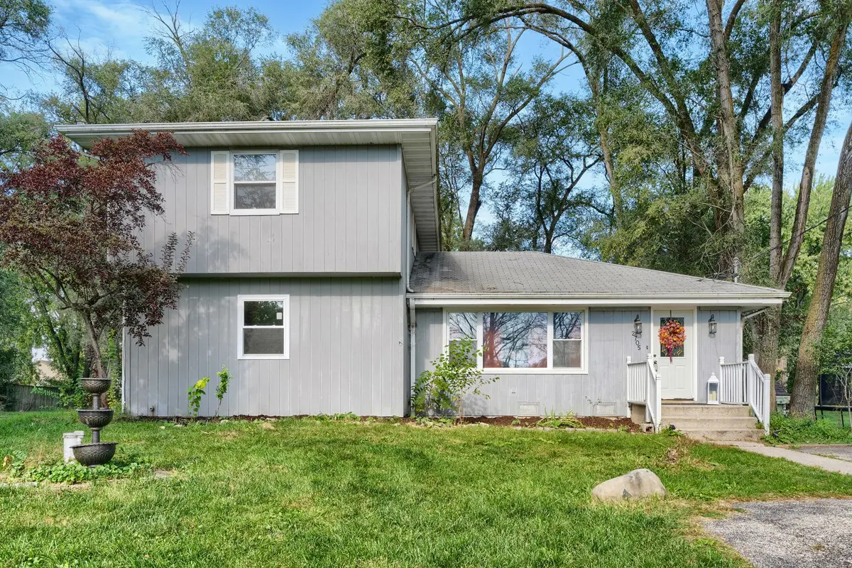 2705 Russett Road