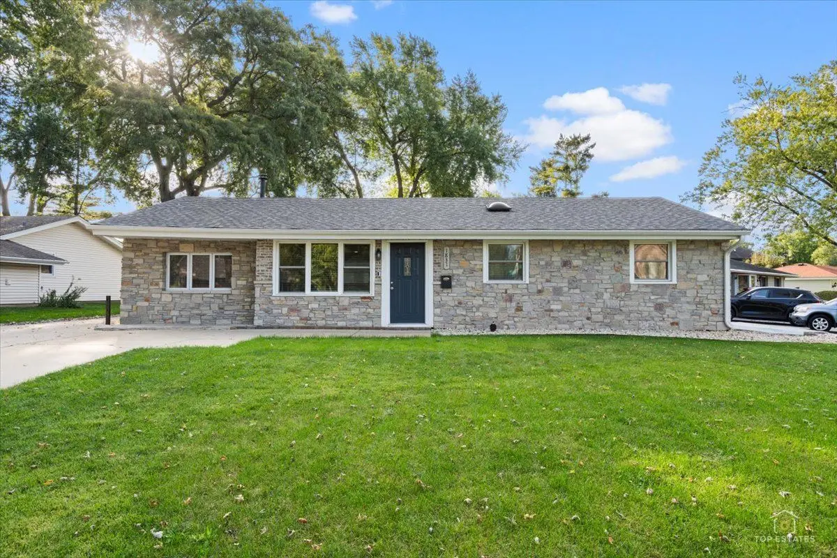 1831 WEDGEWOOD Lane