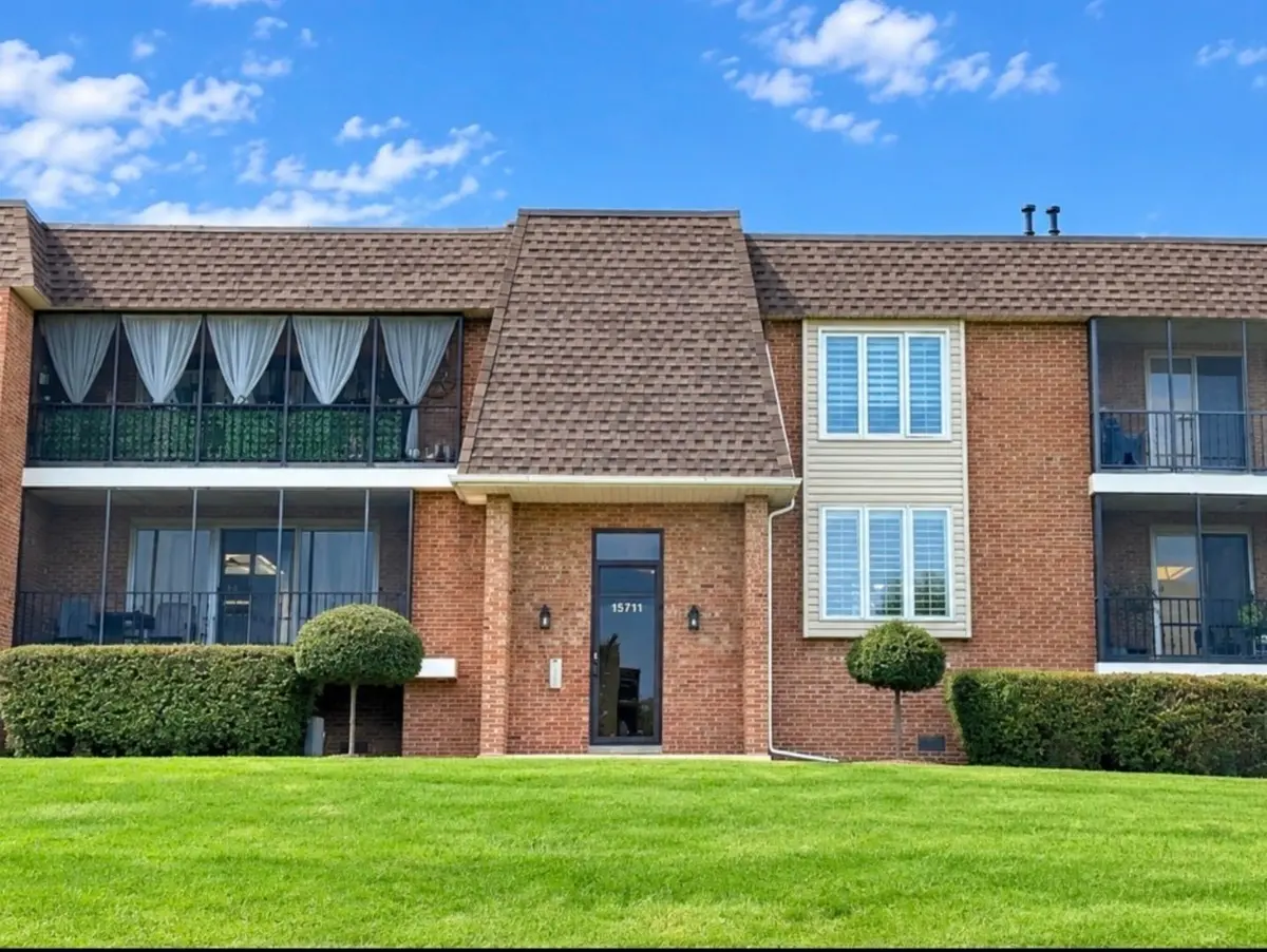 15711 Foxbend Court