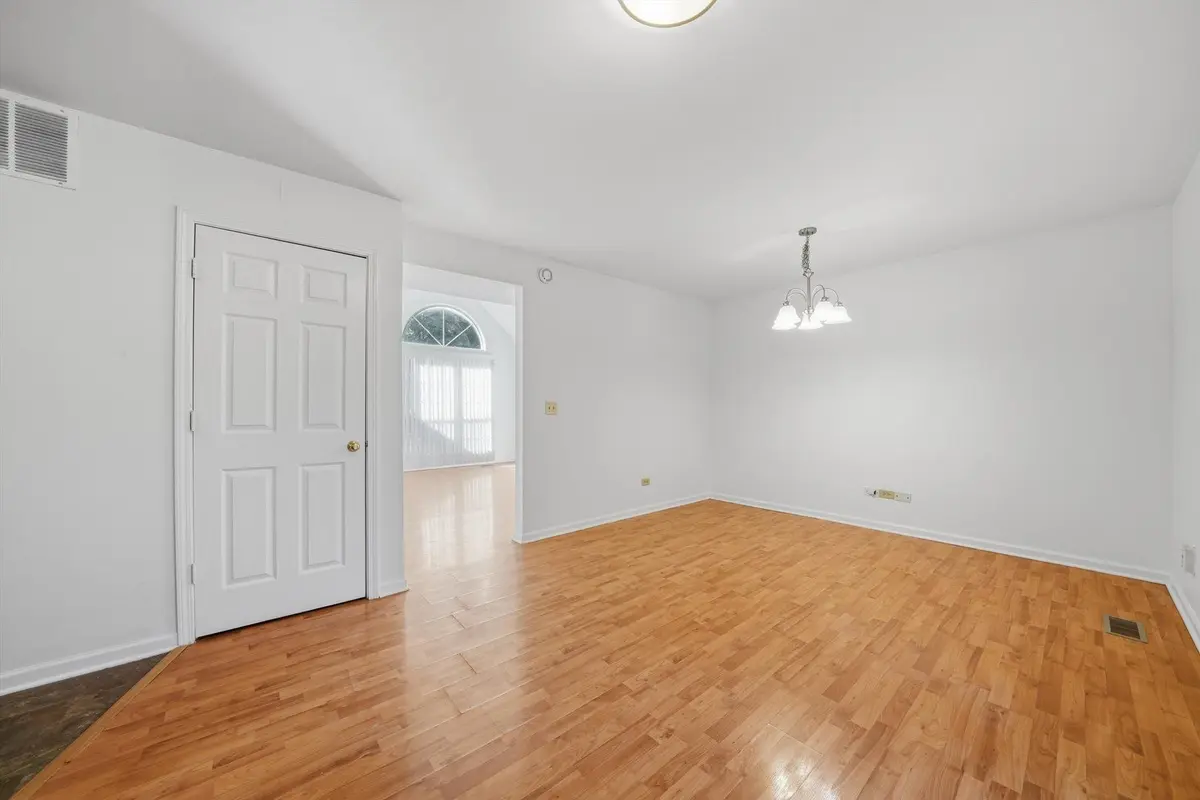182 Wellington Circle