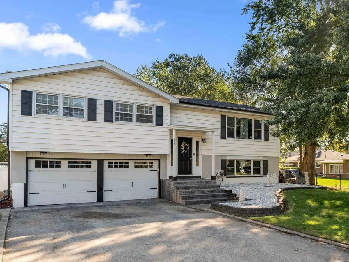 506 Helene Street