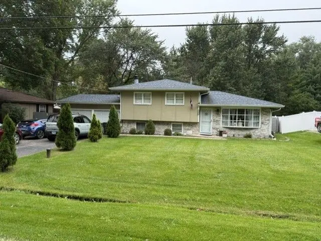 1540 Manhatas Trail