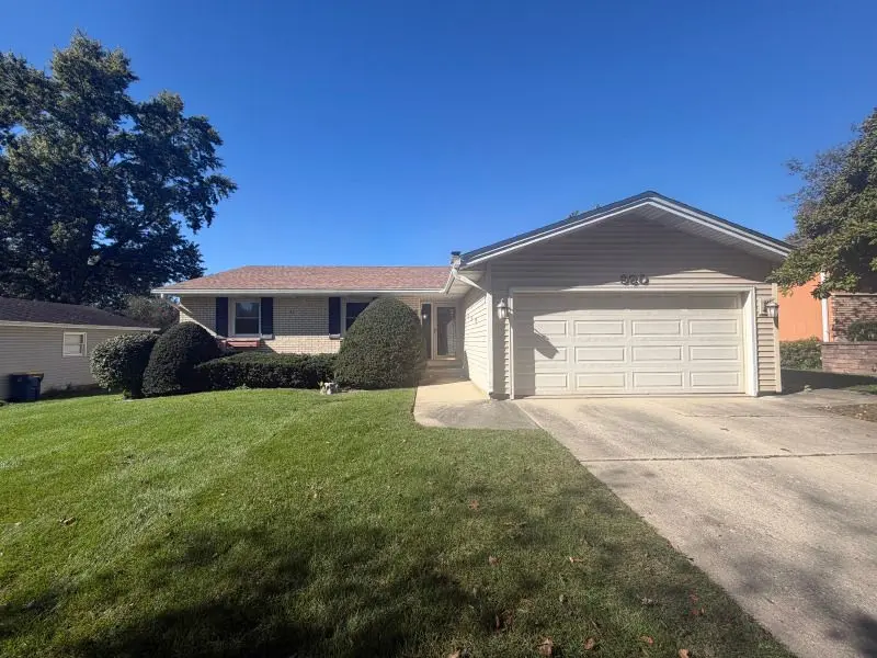 980 Iroquois Drive