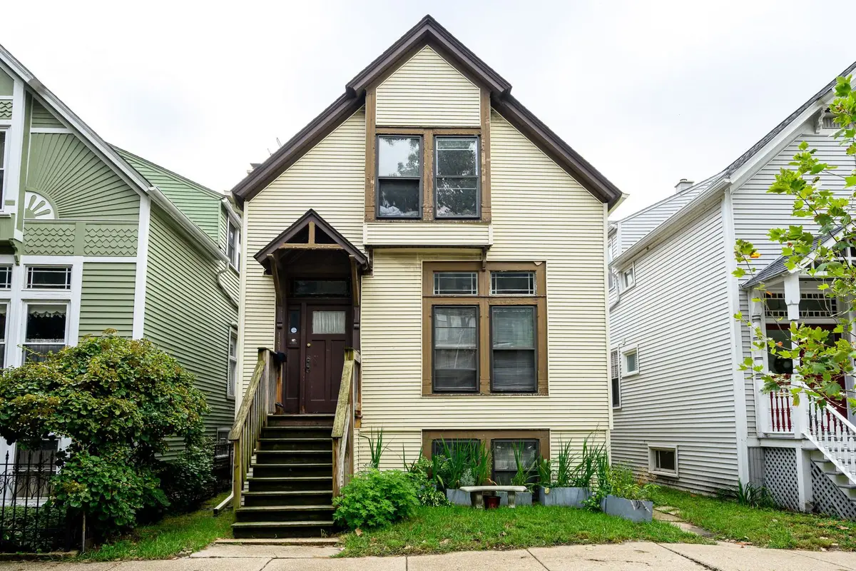 1151 W Lill Avenue