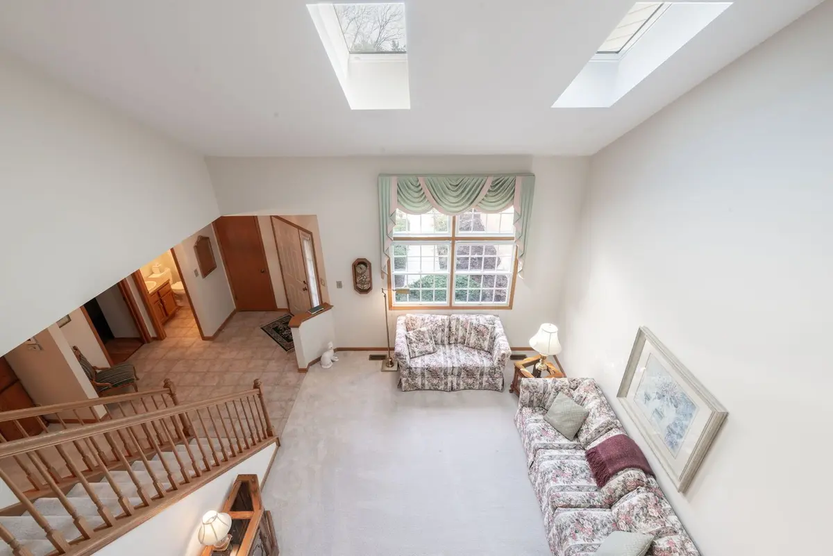 8462 Sandalwood Court