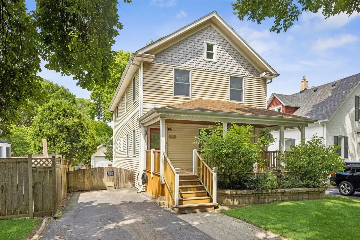 319 Leclaire Avenue