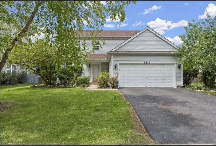 2439 Emerson Lane