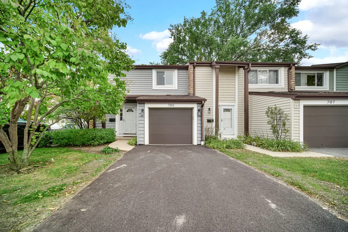 705 Clearwater Court