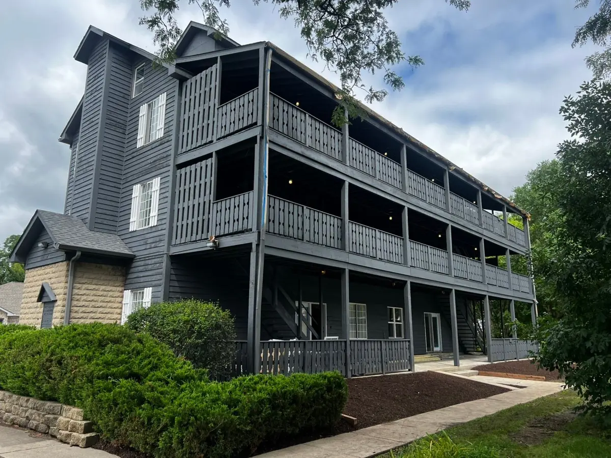 10102 Main Street