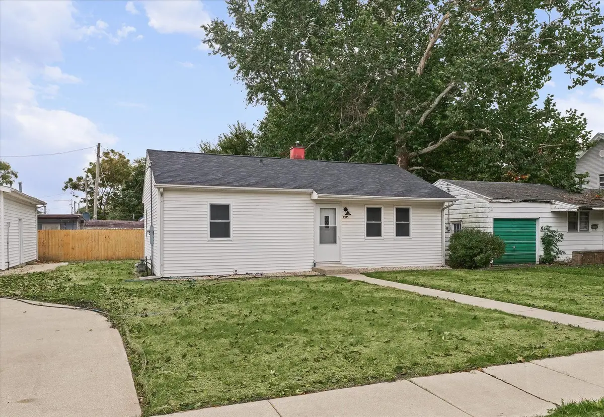 414 N High Street