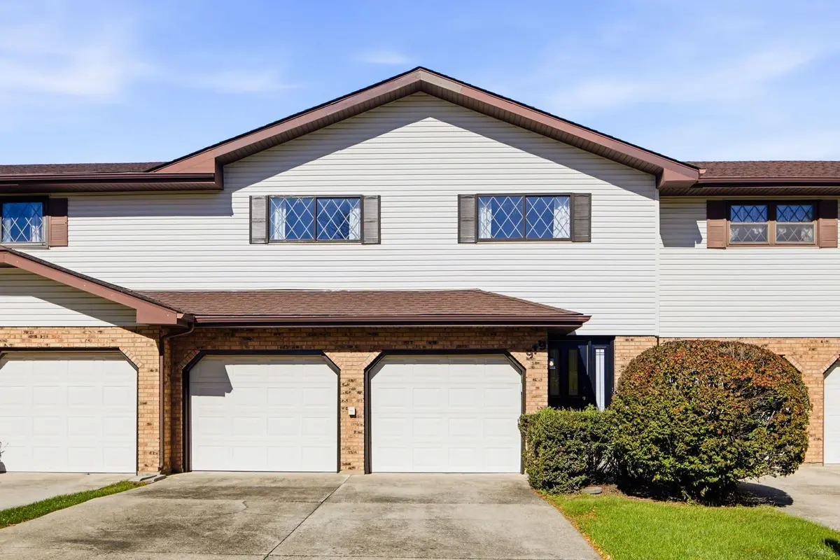 919 Meadow Ridge Lane