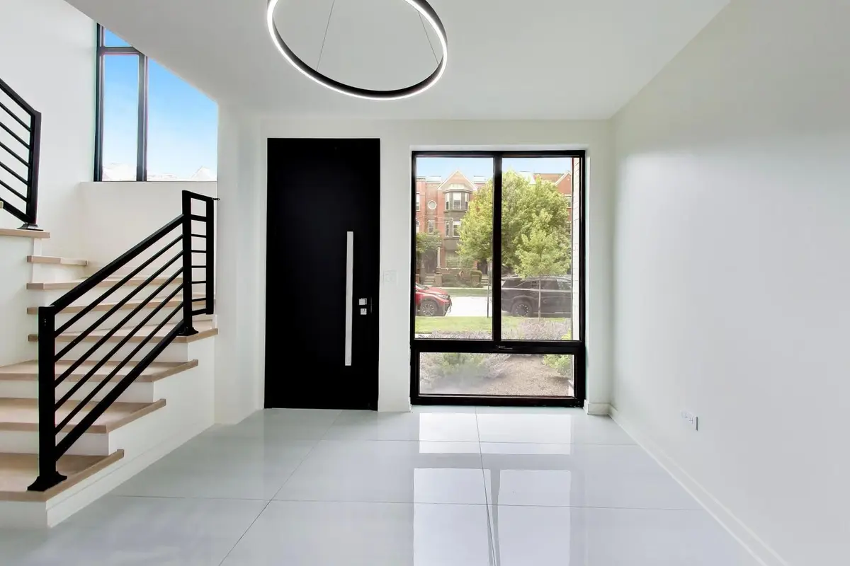 6342 Hennings Court