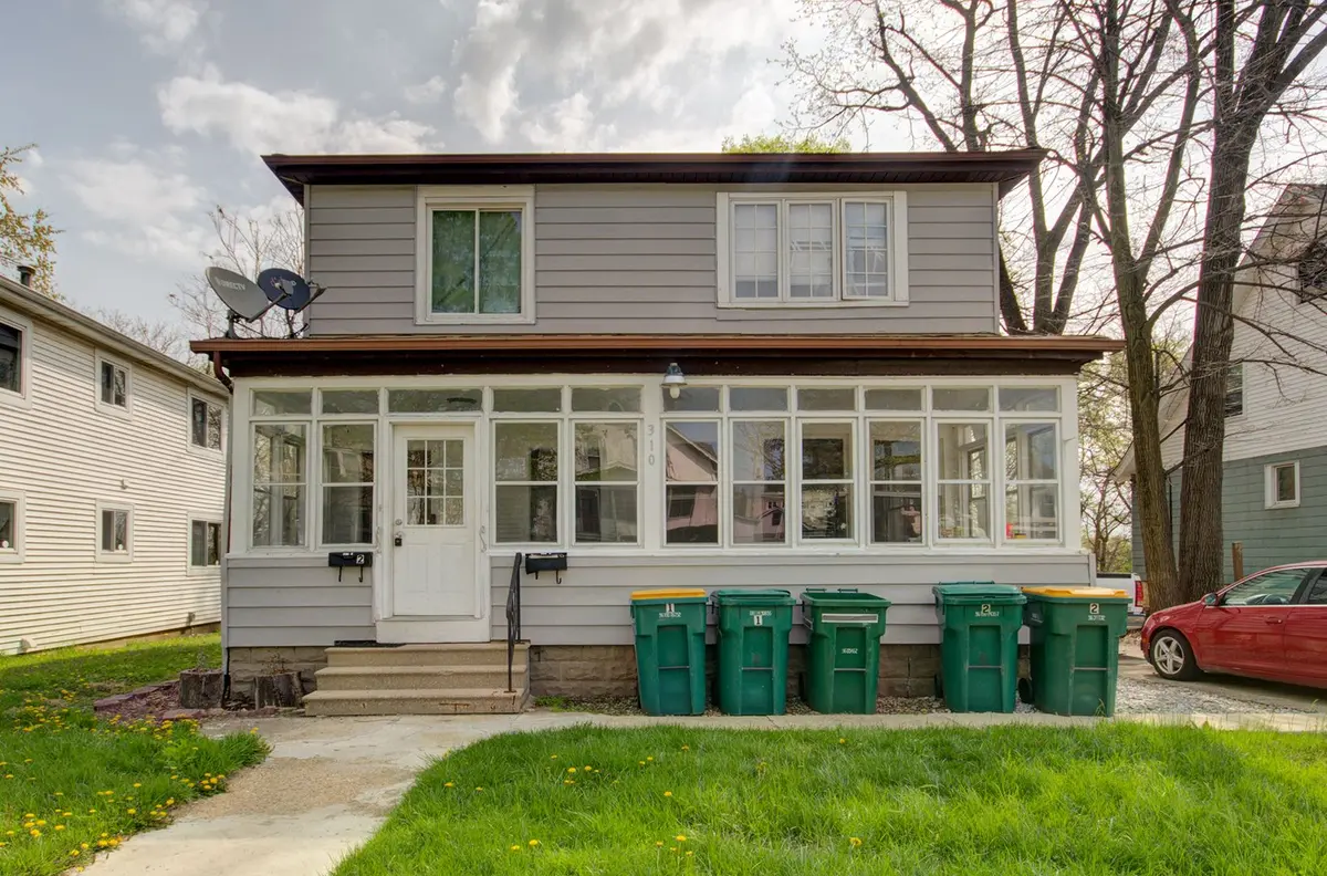 310 S Dewey Avenue