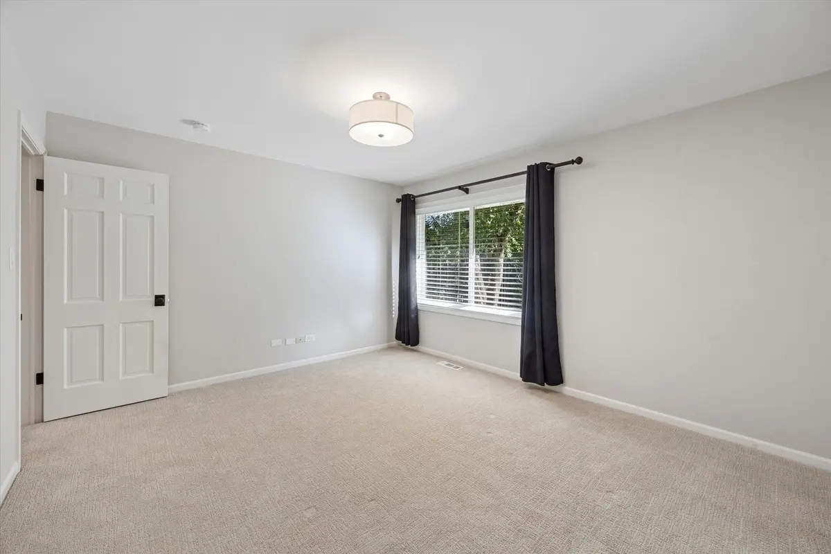 1141 Laurie Lane