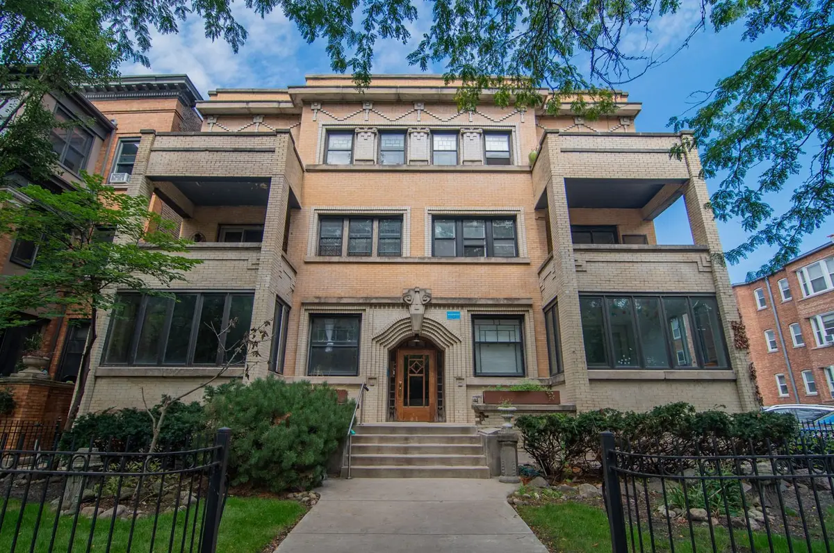 844 W Lakeside Place