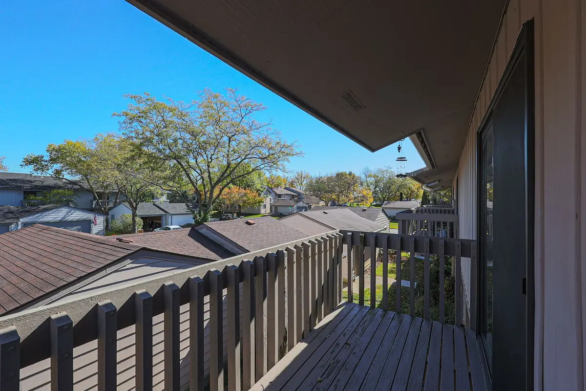 826 Hughes Place