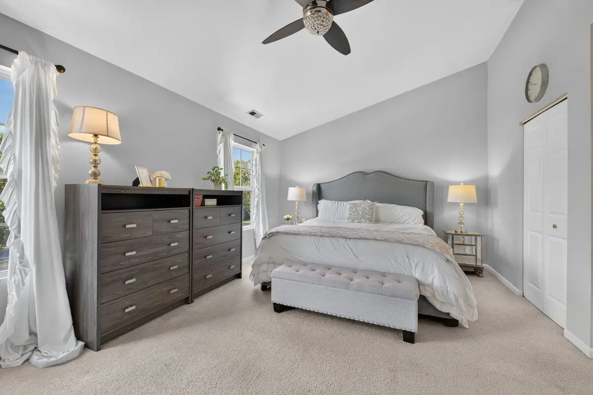 2264 Summerlin Drive