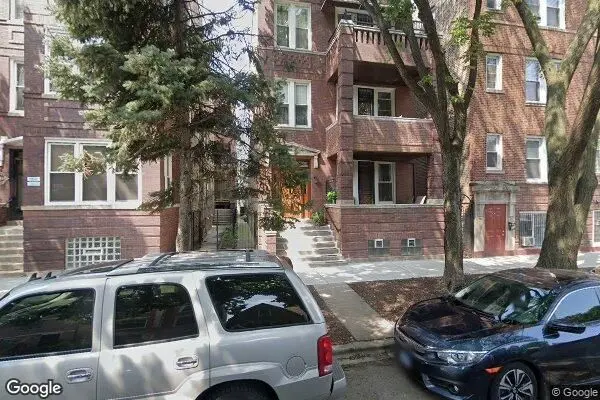 820 N Leavitt Street