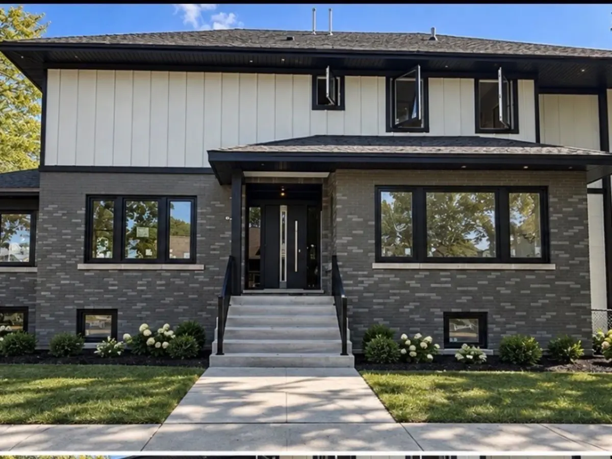 5255 W Belle Plaine Avenue