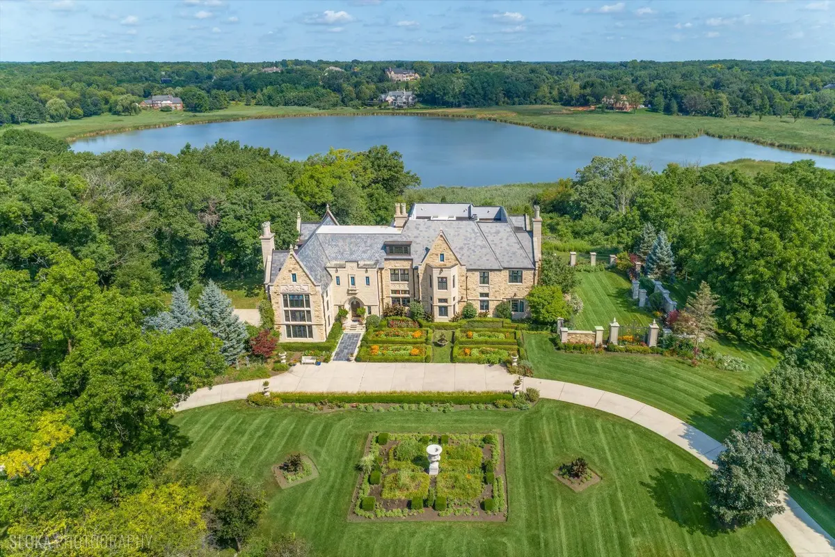 10 Goose Lake Drive
