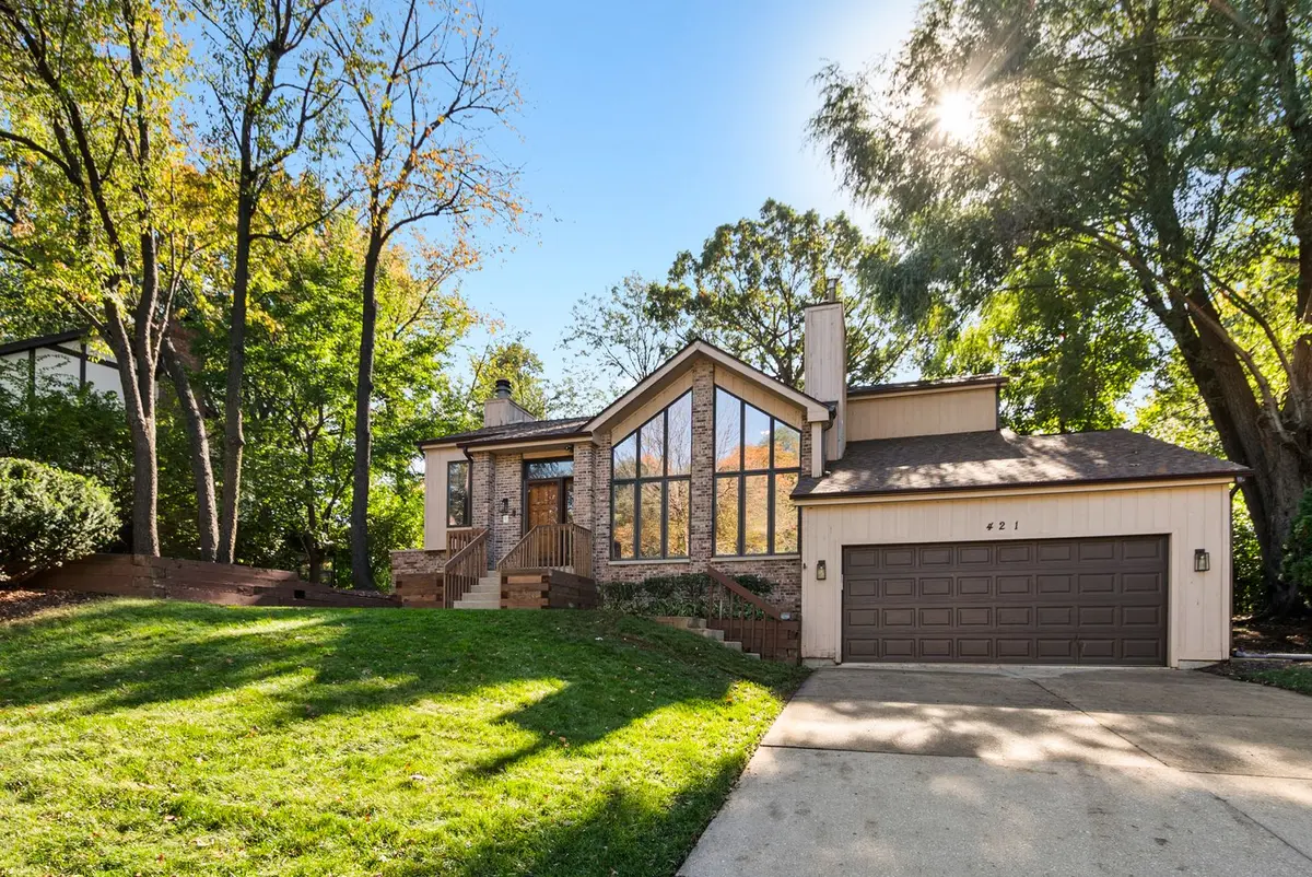 421 Delaware Circle