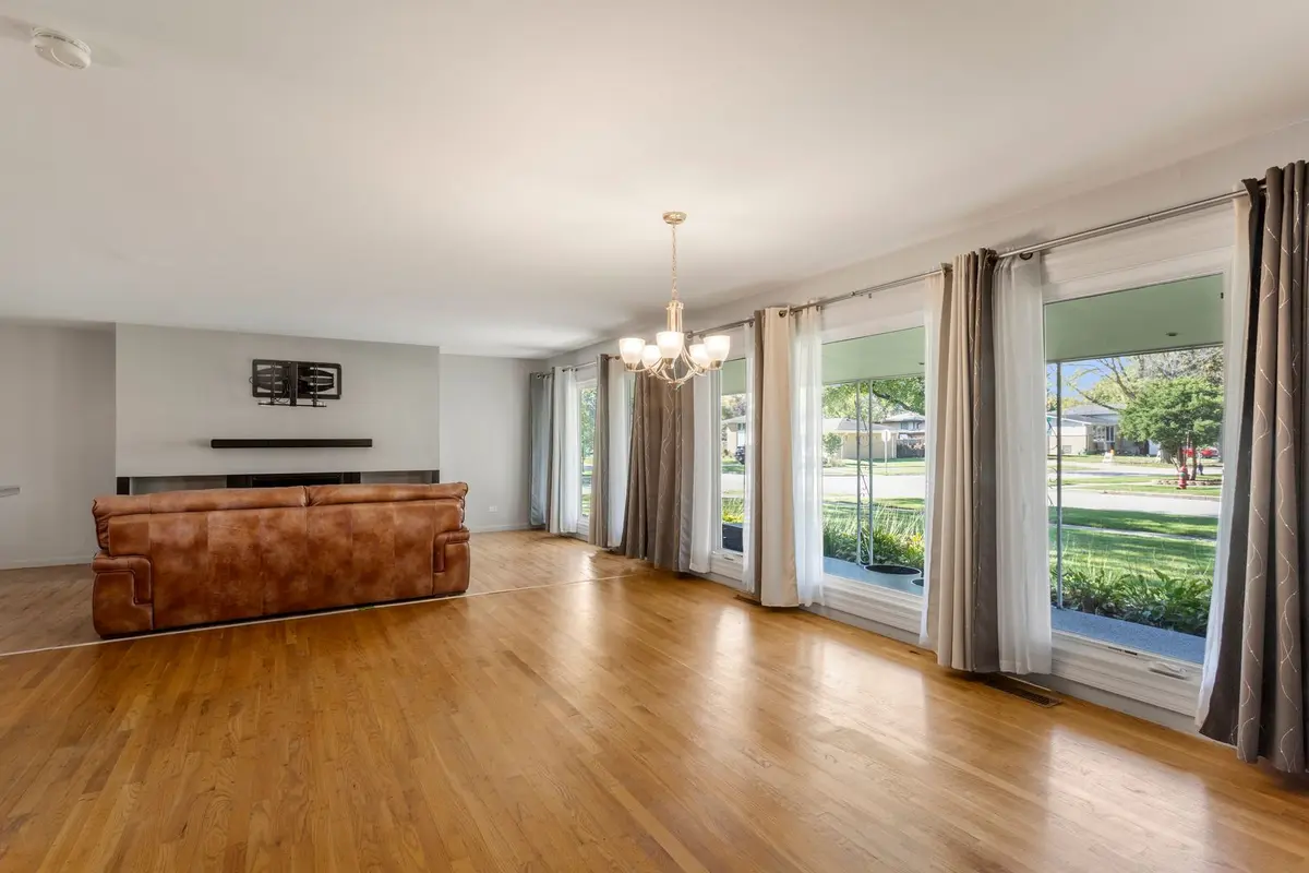415 Wilkins Drive