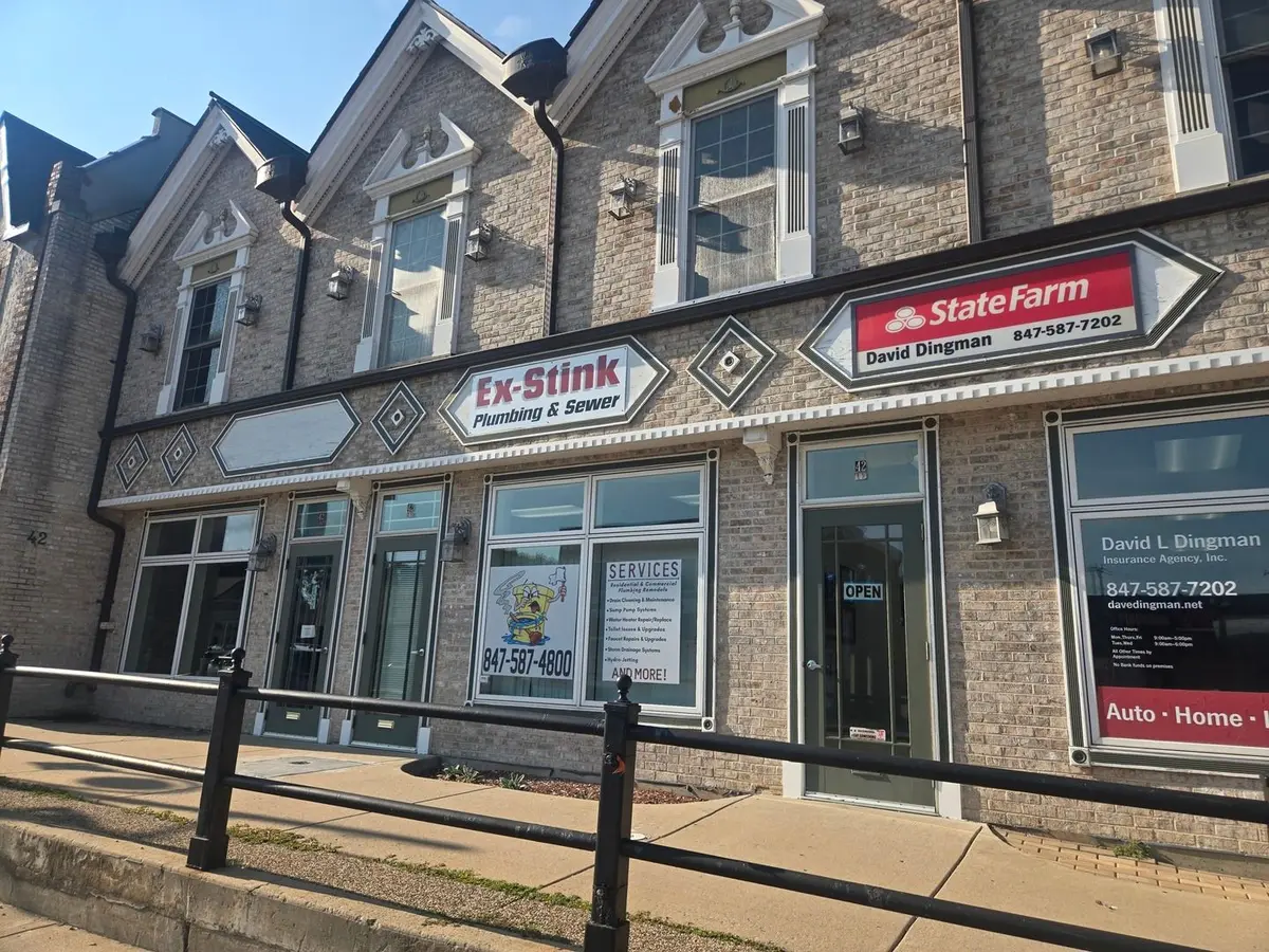 42 E Grand Avenue