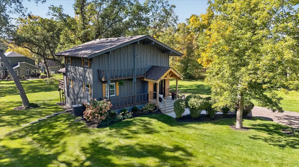 1284 Lake Summerset Road