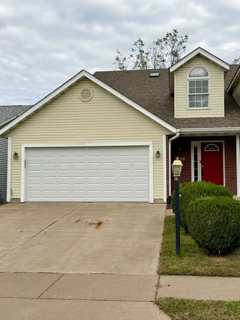 3052 CHERRYWOOD Drive