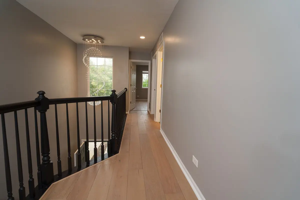 1039 Woodview Court