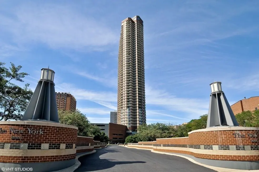 3660 N LAKE SHORE Drive
