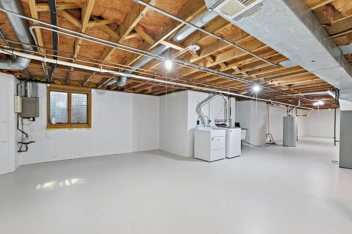 8613 Burton Road