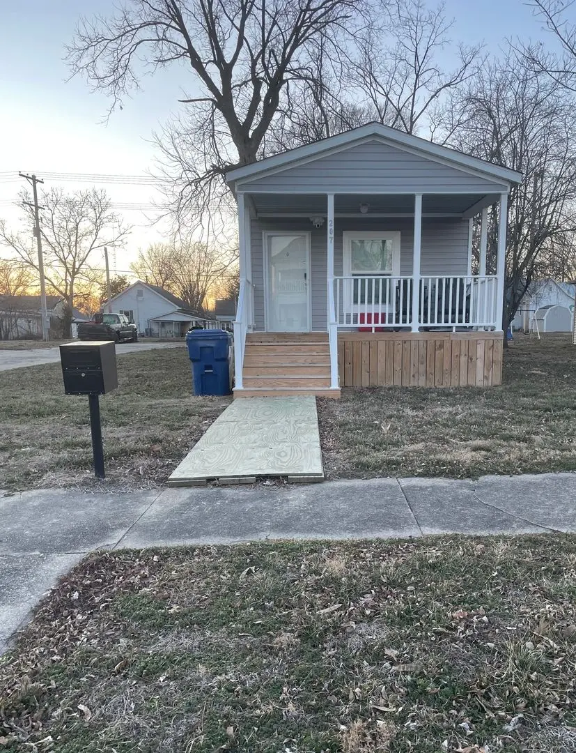 207 5th Street