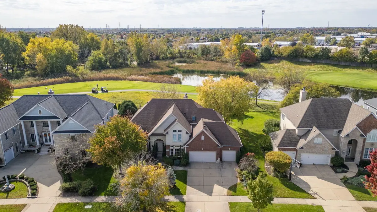 3516 White Eagle Drive