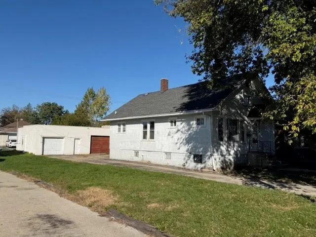 1523 N Raynor Avenue