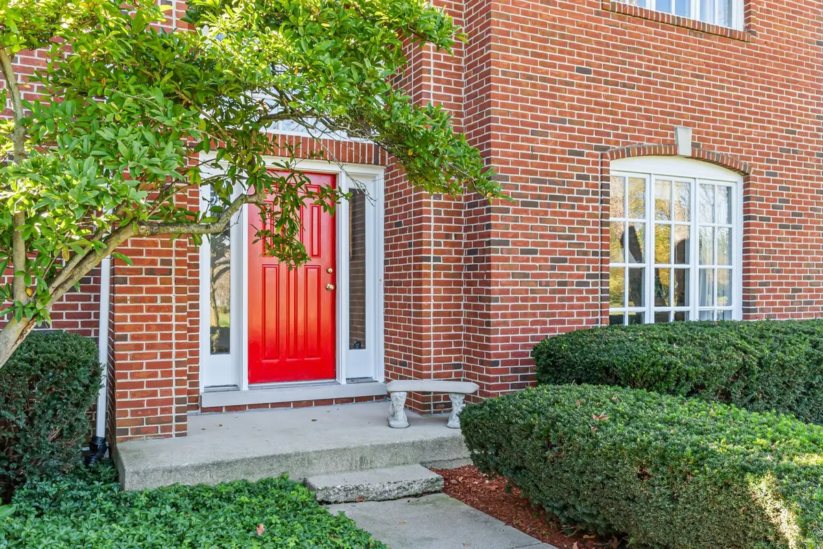 1376 Manassas Lane