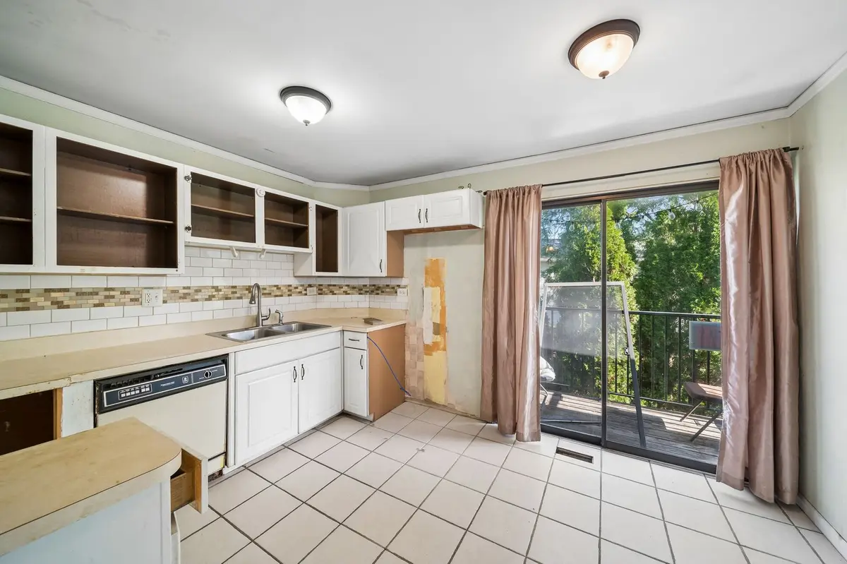 425 Monet Circle