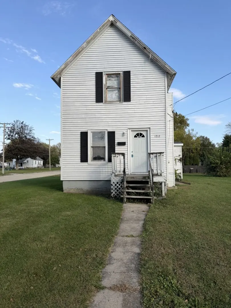 1212 Ave K