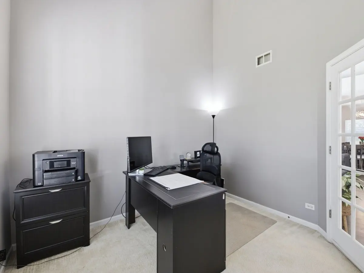 131 Glenbrook Circle