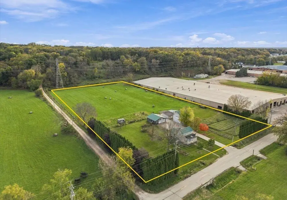 895 Stony Point