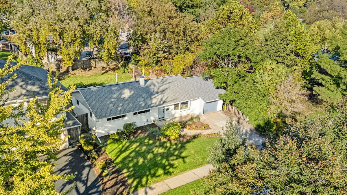 414 Austin Street